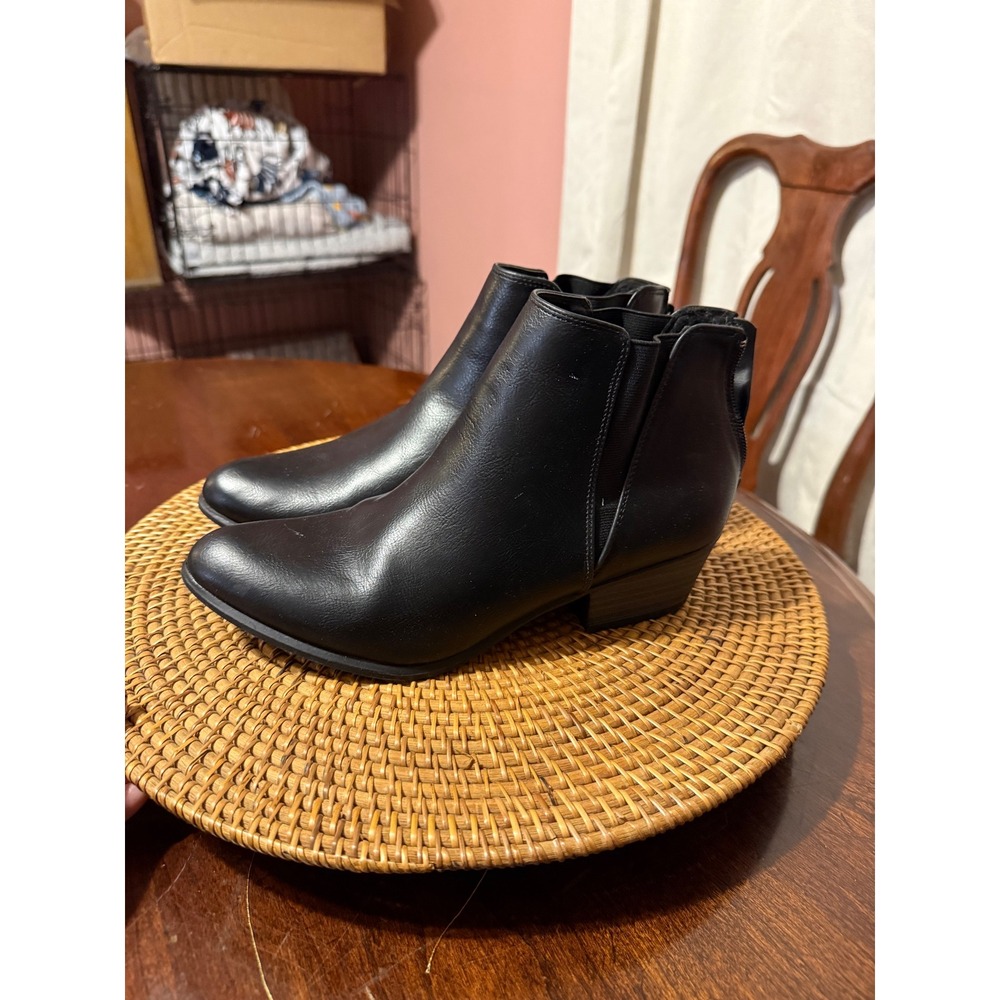 Esprit Womens Black Ankle Boots Pointed Toe Low Block Heel Booties Size 8M